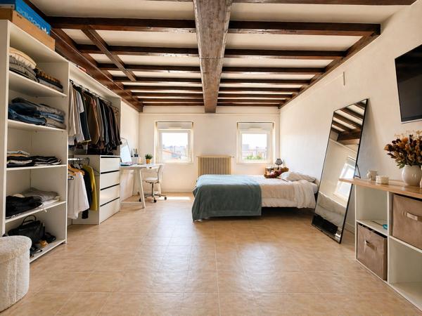 INVESTISSEMENT - PIED À TERRE - 1ER ACHAT - Grand studio de 45m2 Lyon (69002)