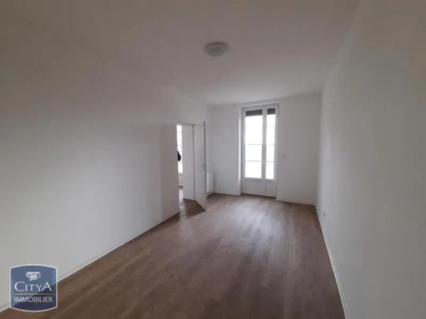Appartement à louer 2 pièces 51.75m² Agen (47000)