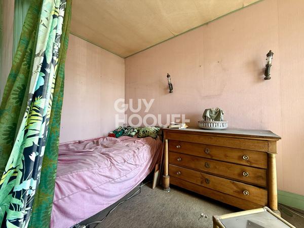APPARTEMENT 2/3 PIECES - EMPLACEMENT D'EXCEPTION FACE AU PORT