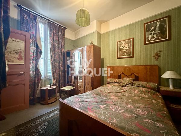 APPARTEMENT 2/3 PIECES - EMPLACEMENT D'EXCEPTION FACE AU PORT