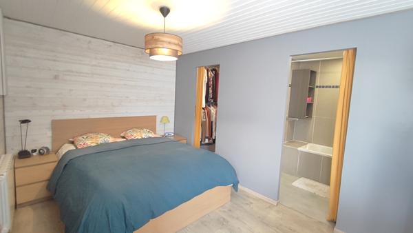 Maison de bourg rénovée avec charme, confort et beaux volumes à Aizenay