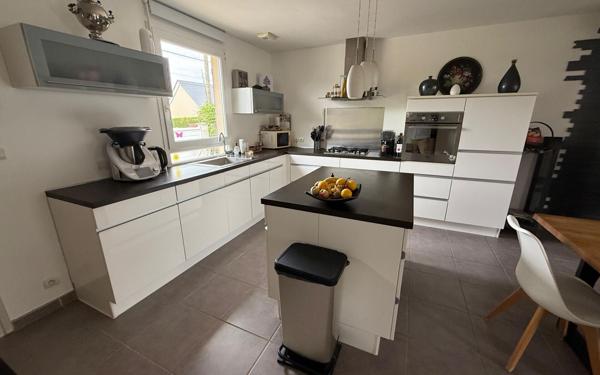 Maison à vendre    5 pièces •  Sandillon