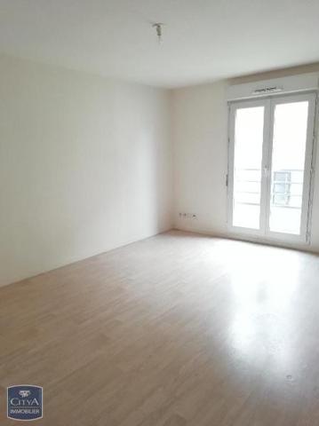 Appartement à louer 3 pièces 55.1m² Longueau (80330)