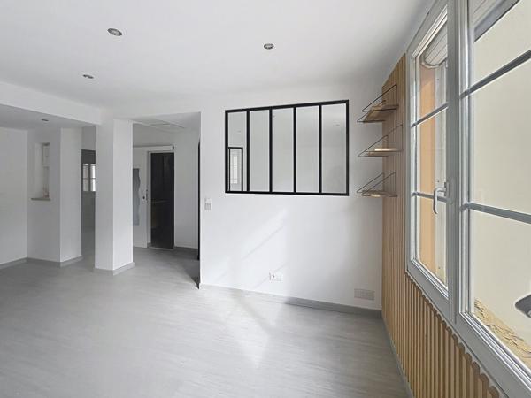 La Seyne/mer Très bel appartement T3 dans une résidence fermée refait à neuf avec prestations de qualités