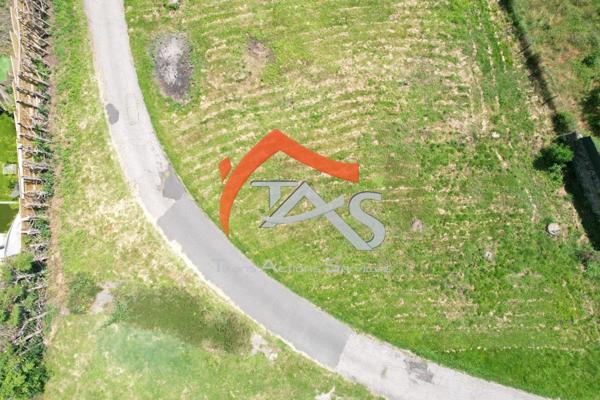 Vente Terrain 1065 m2 à Saint-Chamond