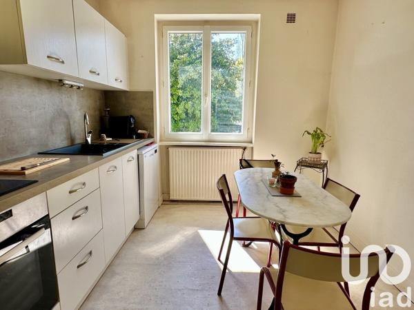 Maison à vendre 9 pièces 202 m² Saint-Yrieix-la-Perche