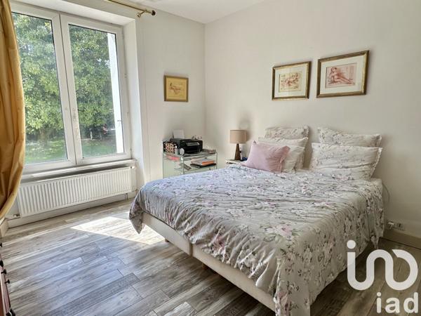 Maison à vendre 9 pièces 202 m² Saint-Yrieix-la-Perche