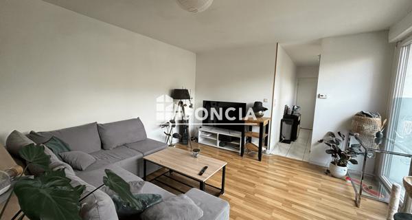 Location Appartement 2 pièces 46.02 m² - Tours 37000