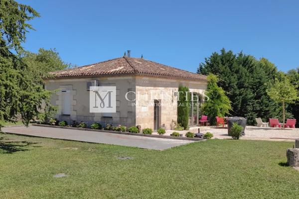 Folie exquis avec piscine et golf près de Saint-Émilion