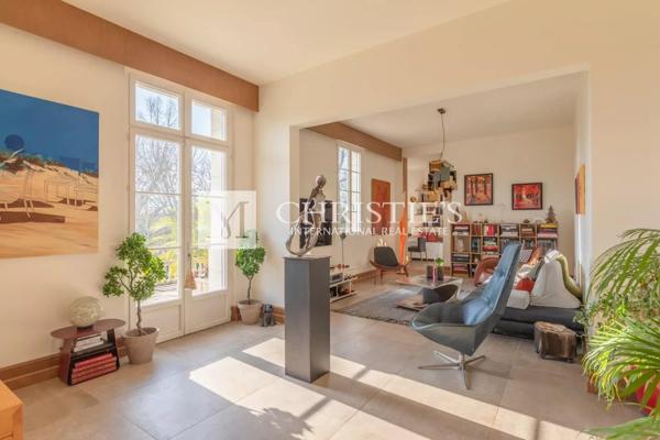 Folie exquis avec piscine et golf près de Saint-Émilion