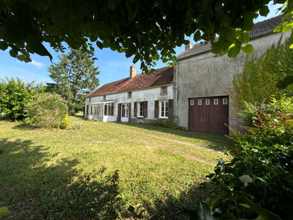 Tannay (58190) Longère de plain pied à vendre dans le secteur de TANNAY 125 000 € F.A.I. terrain de 3218 m 2 environ.