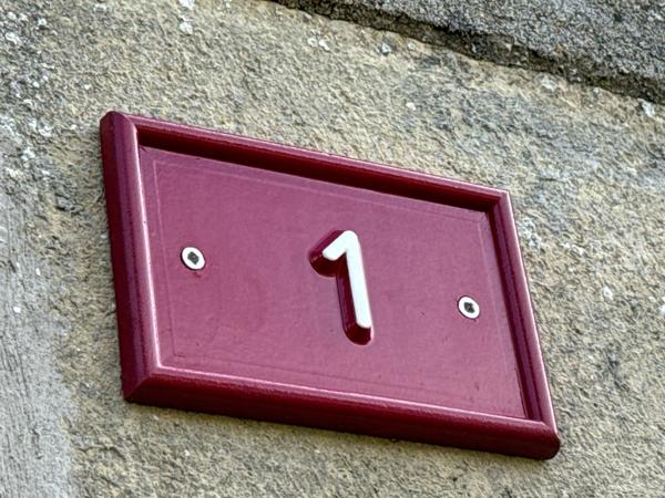 Tannay (58190) Longère de plain pied à vendre dans le secteur de TANNAY 125 000 € F.A.I. terrain de 3218 m 2 environ.