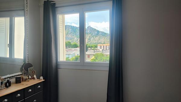 Guilherand-Granges (07500) Appartement avec garage et cave