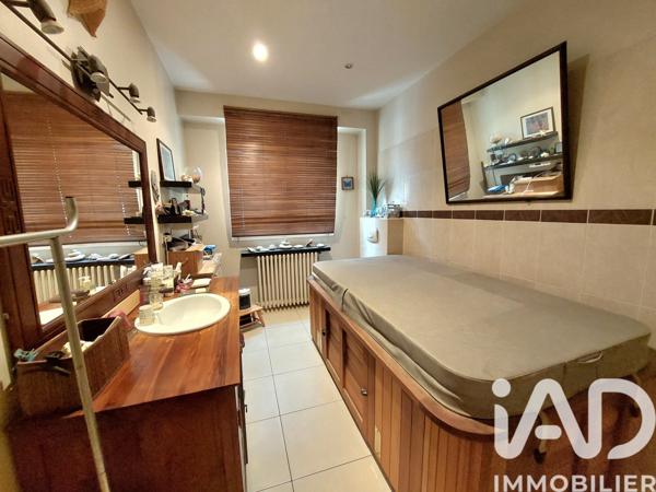 Maison à vendre 5 pièces 176 m² Port-Sainte-Foy-et-Ponchapt