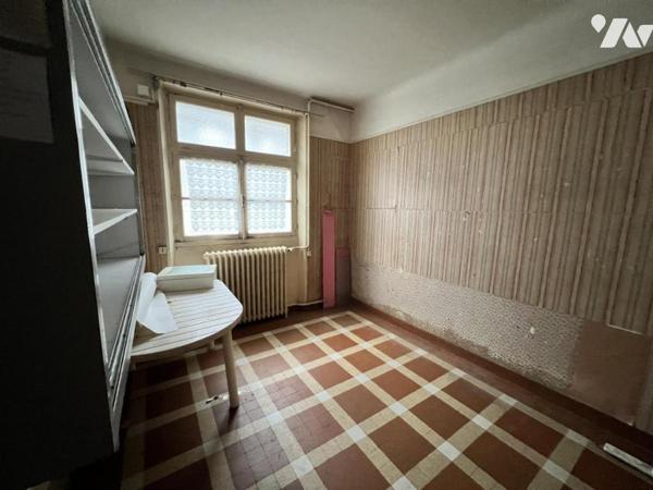 Plateaux à rénover : du studio au T2, et local commercial - à partir de 21 200 €