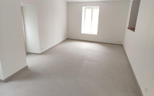 Maison à louer    4 pièces •  Corbreuse