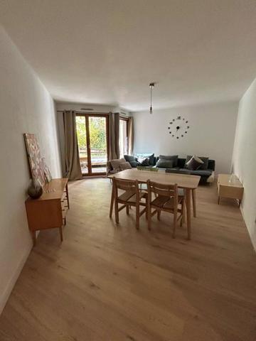 Location Appartement 2 pièces 54 m2 à Villeurbanne