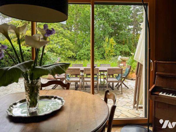 SUCE SUR ERDRE - Bords de l'Erdre - Propriété de 340m² sur une parcelle d'un hectare