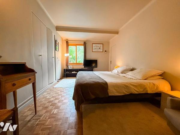 SUCE SUR ERDRE - Bords de l'Erdre - Propriété de 340m² sur une parcelle d'un hectare