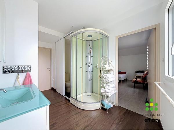 Maison
         7 pièces
        - 263 m² 314 000 € *