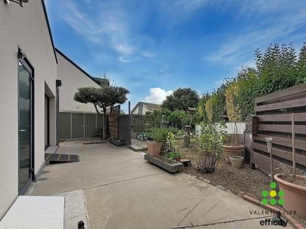 Maison
         7 pièces
        - 263 m² 314 000 € *