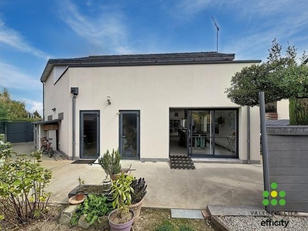 Maison
         7 pièces
        - 263 m² 314 000 € *