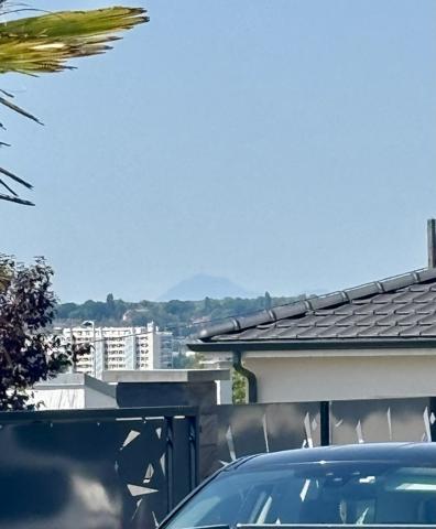 Maison contemporaine avec Piscine- quartier calme