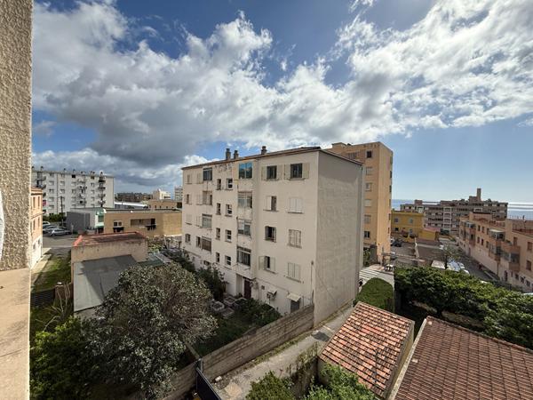Appartement Bastia 2 pièce(s) 44.99 m2