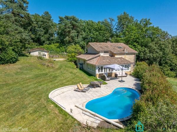 MAISON DE CHARME, EN PIERRRES AVEC VUE PANORAMIQUE