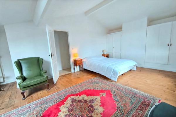 MAISON DE CHARME, EN PIERRRES AVEC VUE PANORAMIQUE