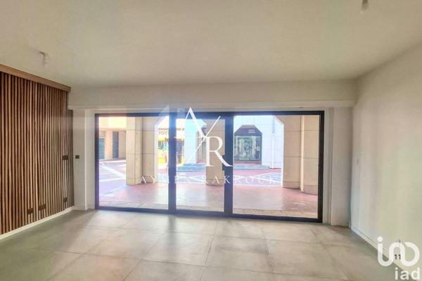 Location atelier 26 m² Enghien-les-Bains