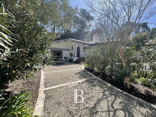 Arcachon, Villa 4 Chambres -  140 m² à vendre