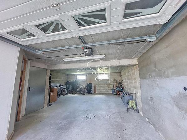 Maison contemporaine 4 chambres + bureau 10 min de Reims centre  Jardin clos