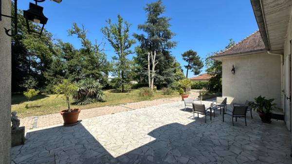 Local/bureau à vendre LANGON (33)