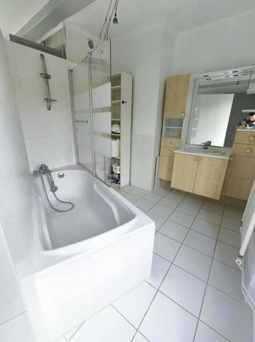 CAOURS - Ancien corps de ferme 168 m²