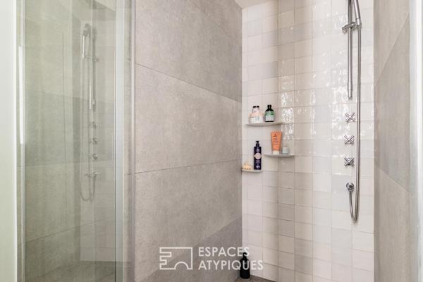 Loft contemporain baigné de lumière