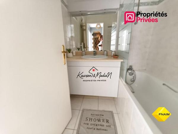 Appartement 2 pièce(s)/ quartier Bordeaux Saint-Seurin Fondaudège avec parking et cellier
