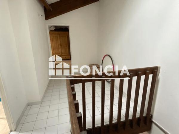 Location Appartement 4 pièces 92.1 m² - 1 RUE DE LA REPUBLIQUE Bagnols Sur Ceze 30200