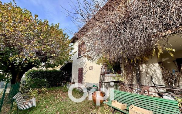 Maison à vendre    5 pièces •  Froges