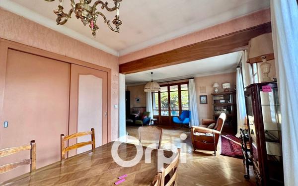 Maison à vendre    5 pièces •  Froges