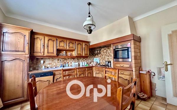 Maison à vendre    5 pièces •  Froges