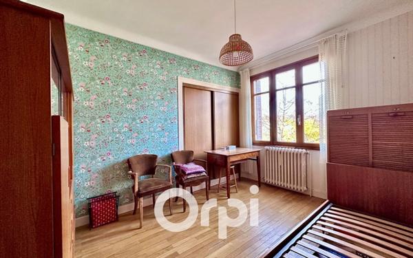 Maison à vendre    5 pièces •  Froges