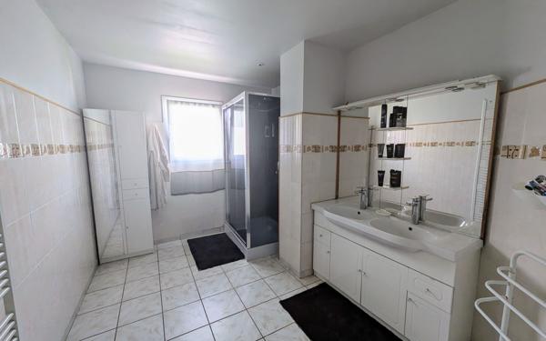 Maison à vendre    5 pièces •  Bourg-lès-Valence