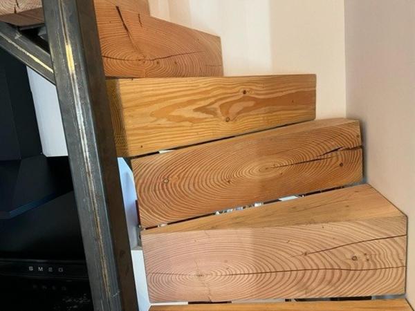 Corps de ferme de 129 m2 avec grange et terrain de 2300 m2