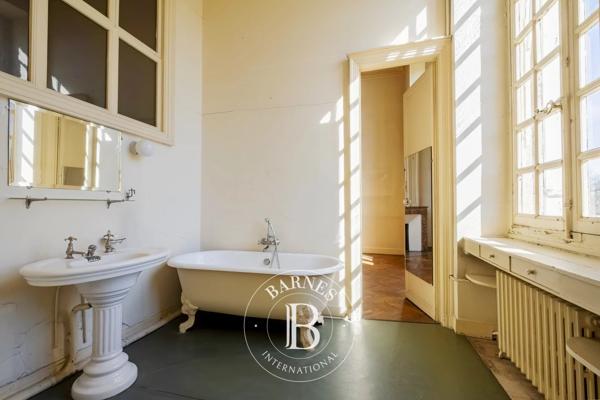 Mérignac, Château 5 Chambres -  522 m² à vendre