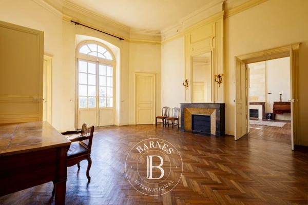 Mérignac, Château 5 Chambres -  522 m² à vendre