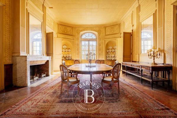 Mérignac, Château 5 Chambres -  522 m² à vendre