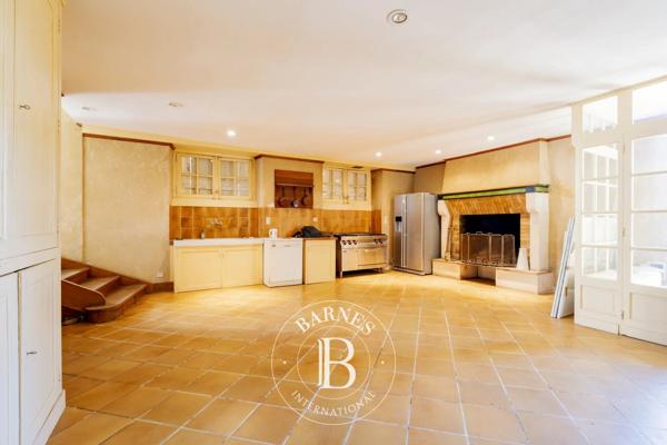 Mérignac, Château 5 Chambres -  522 m² à vendre
