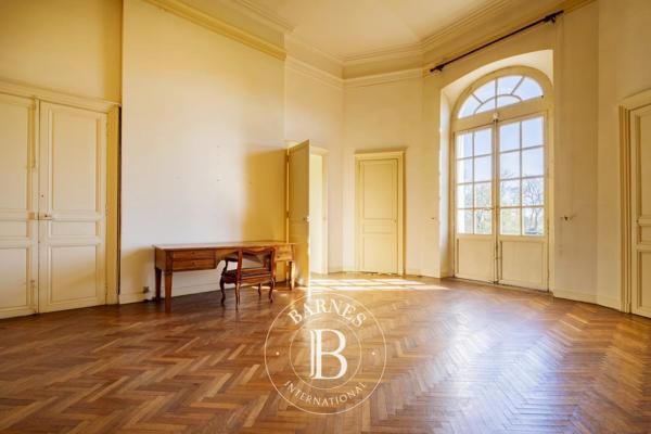 Mérignac, Château 5 Chambres -  522 m² à vendre