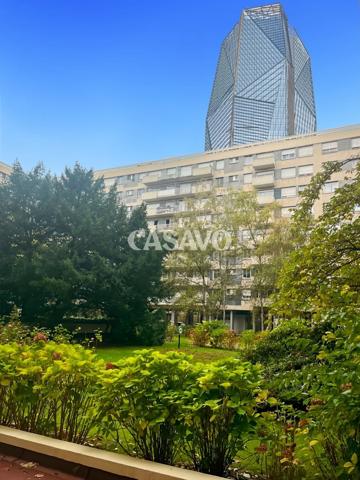 Vente Appartement 3 pièces de 50m² - 92800 Puteaux